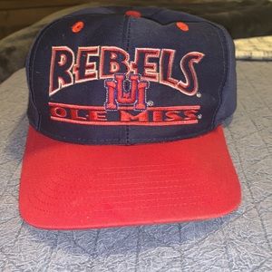 Vintage Ole Miss Rebels snap back